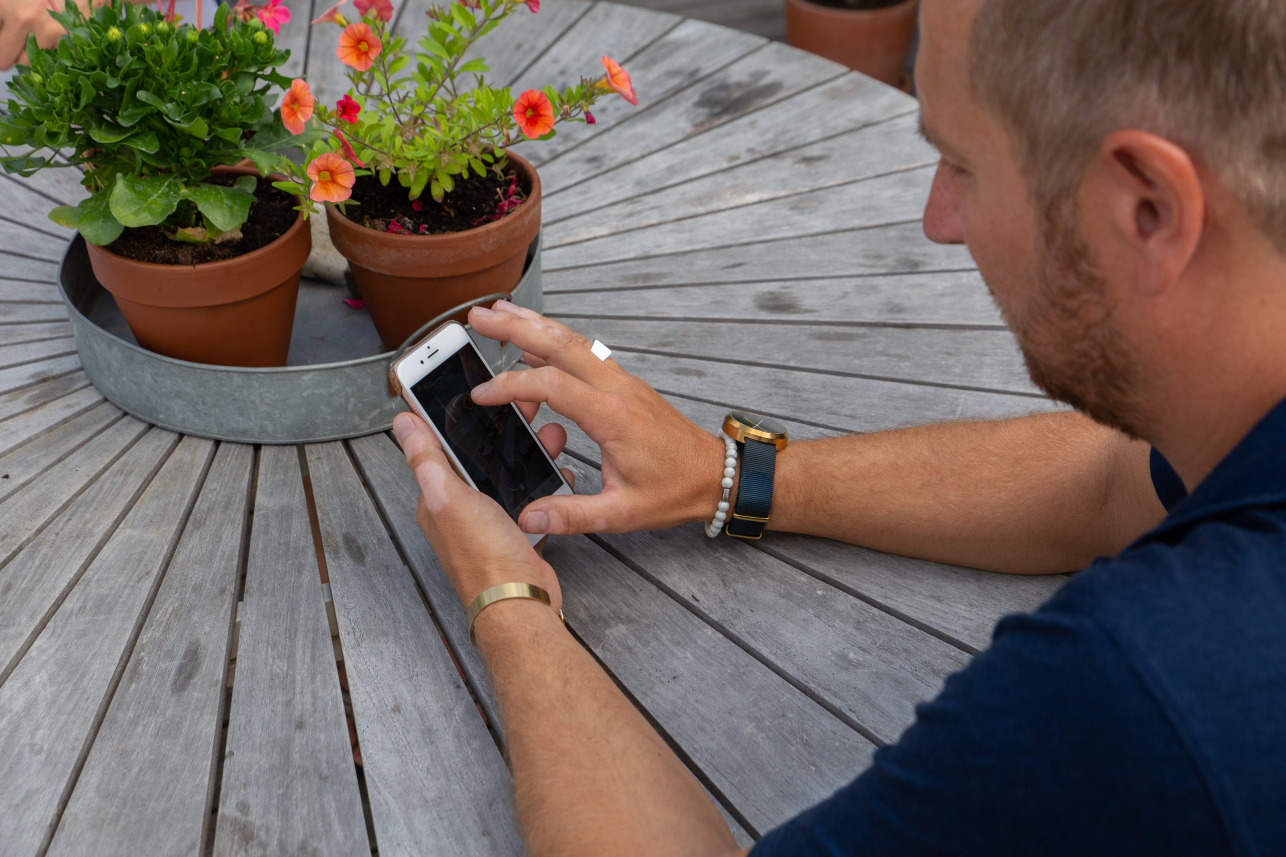 Mand, Iphone, kontakt